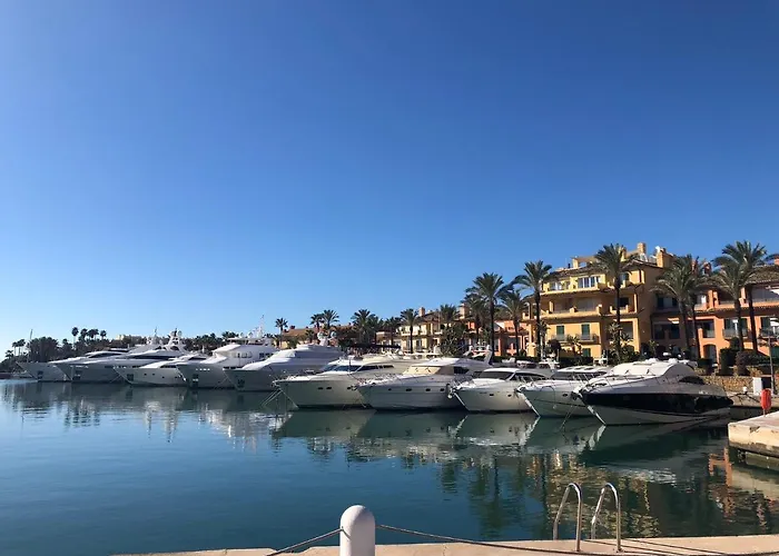 Duquesa Village