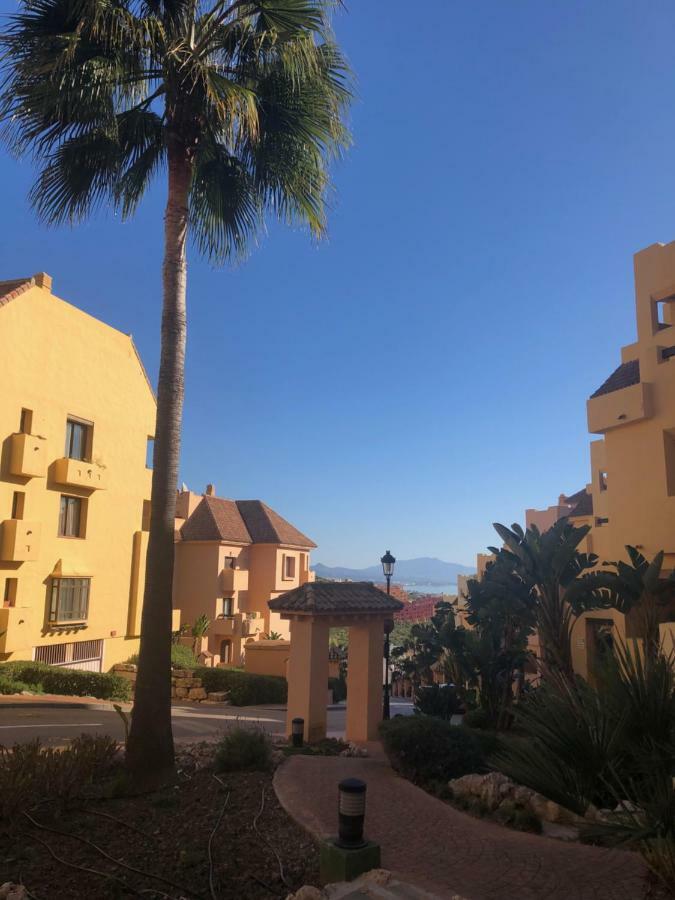 Duquesa Village Apartment *
